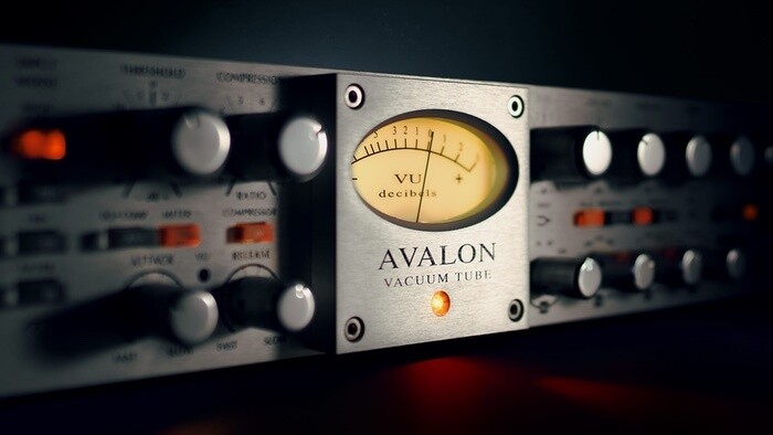 Avalon VT-737