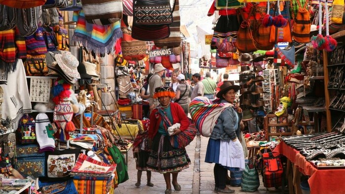 Cusco - Pisac Mercado.jpg