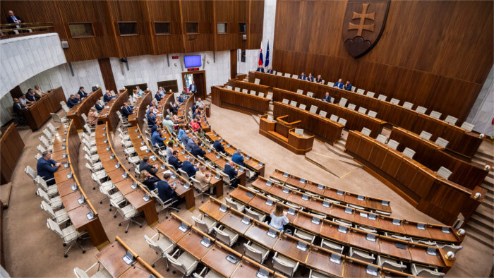 Diskussion um Abberufung von Kulturministerin Šimkovičová vertagt