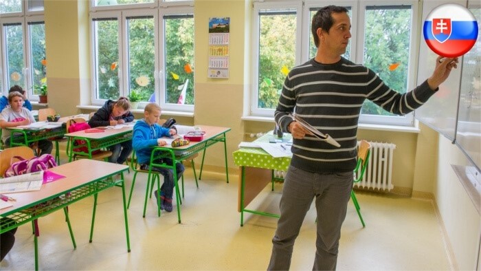 Na Slovensku chýbajú učitelia
