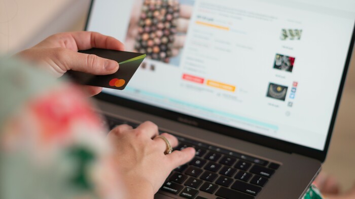 SOI zaznamenala nárast problémov pri online nákupoch
