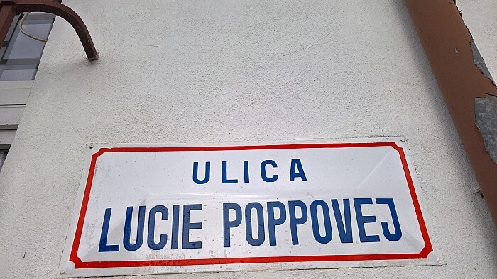 Lucia-Poppova_Záhorská-Ves_Kay Zeisberg.jpg