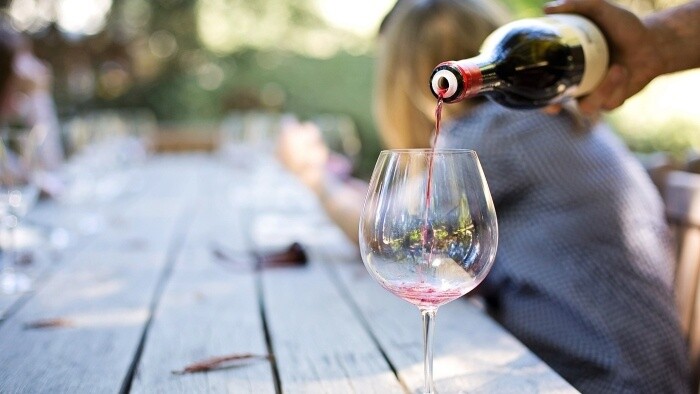 Aj tento rok vinári v Topoľčiankach rozbehli prípravu slamového vína
