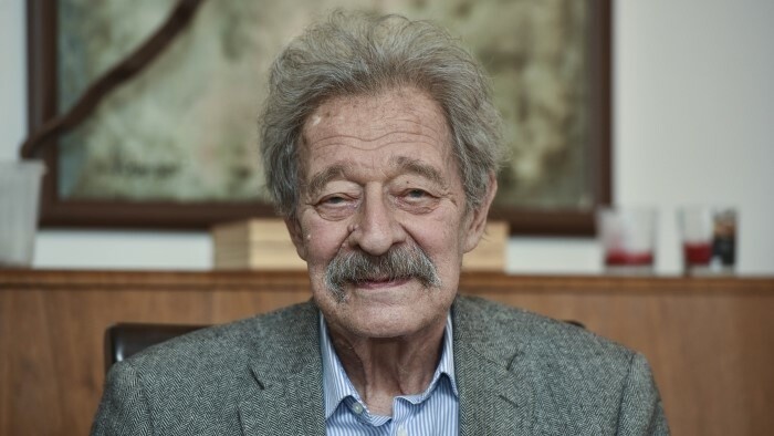 Скончался писатель Т. Яновиц