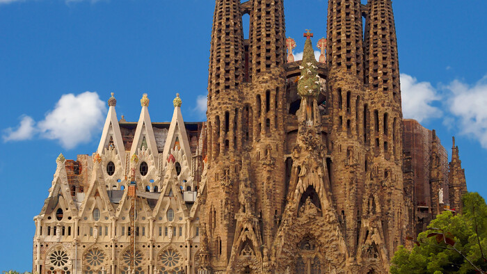 La Sagrada Familia -Depositphotos_57089511_original.jpg
