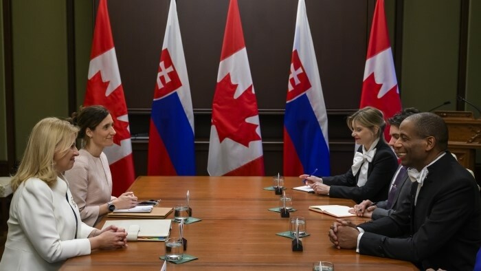 La Slovaquie et le Canada, alliés de l’OTAN
