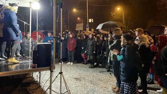 Miles de personas protestan nuevamente contra el gobierno por toda Eslovaquia 