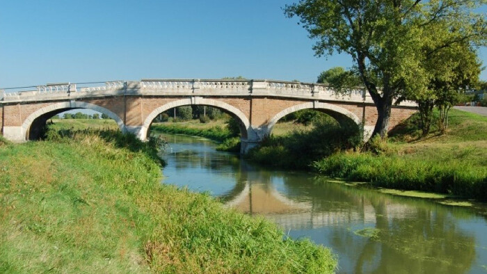 Barokovo-secesný most v Kráľovej pri Senci 