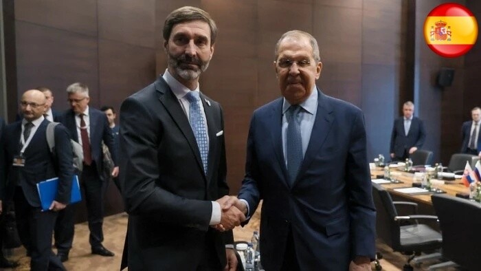 Blanár pide a Lavrov en Turquía la reanudación de las negociaciones de paz