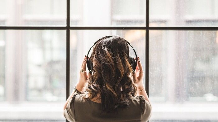 Viete, čo je to hudobná psychológia? Ako podľa nej reaguje náš mozog na hudbu? 