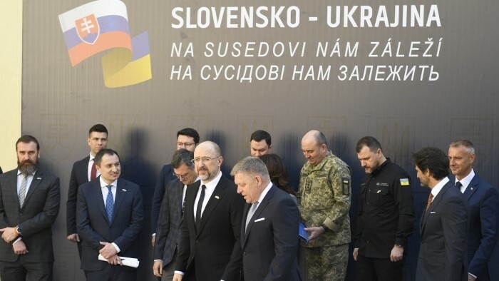 Gouvernements slovaque et ukrainien à Michalovce