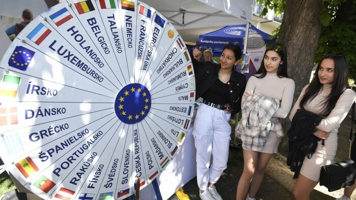 La Universidad Comenius se suma a las celebraciones del Día de Europa 