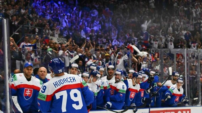 Sledujte NAŽIVO hokejové štúdio RTVS: Slovákov čaká horúci favorit ostravskej skupiny