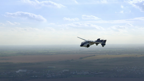AeroMobil-3-first-flight-over-the-horizon-clouds.jpg