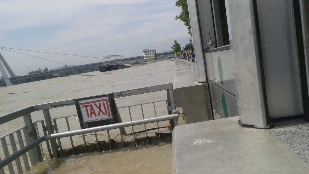 Dunaj-povoden2013