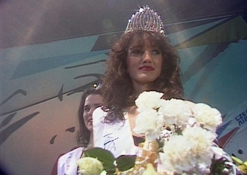 Miss Karin Majtánová
