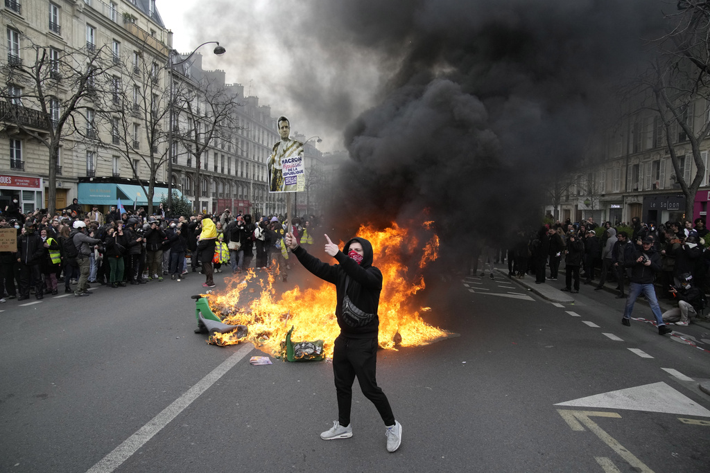 France_Protests233707947273.jpg