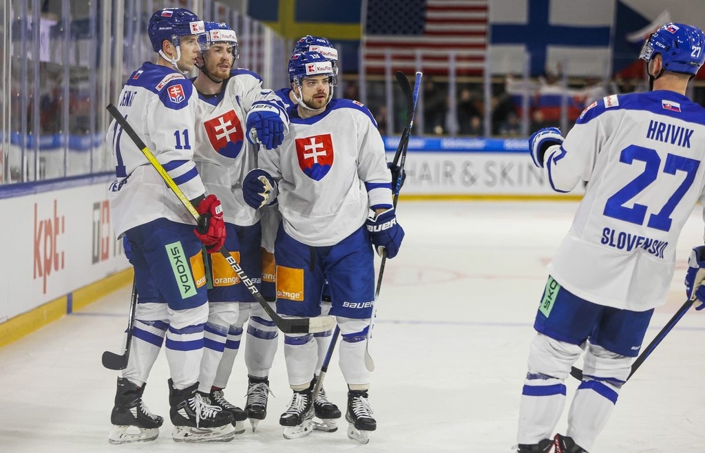 Slovenskí hokejisti počas prípravy na MS 2023