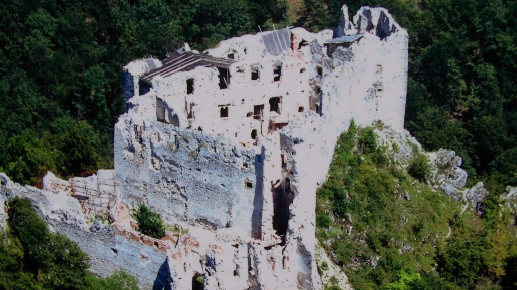 Uhrovec-hrad-Stanislav-Háber-RTVS